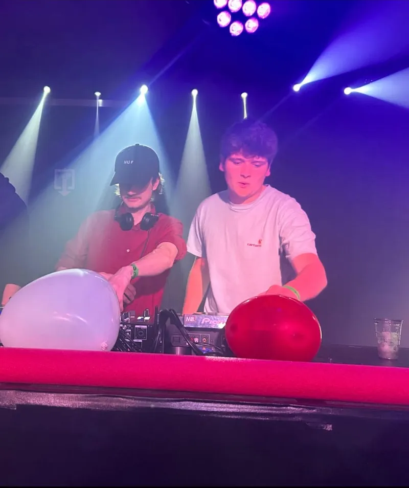 DJ & Muziek